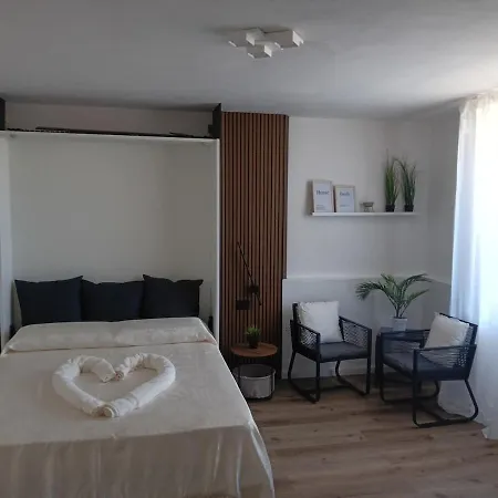 Loft Camene غالاتوني